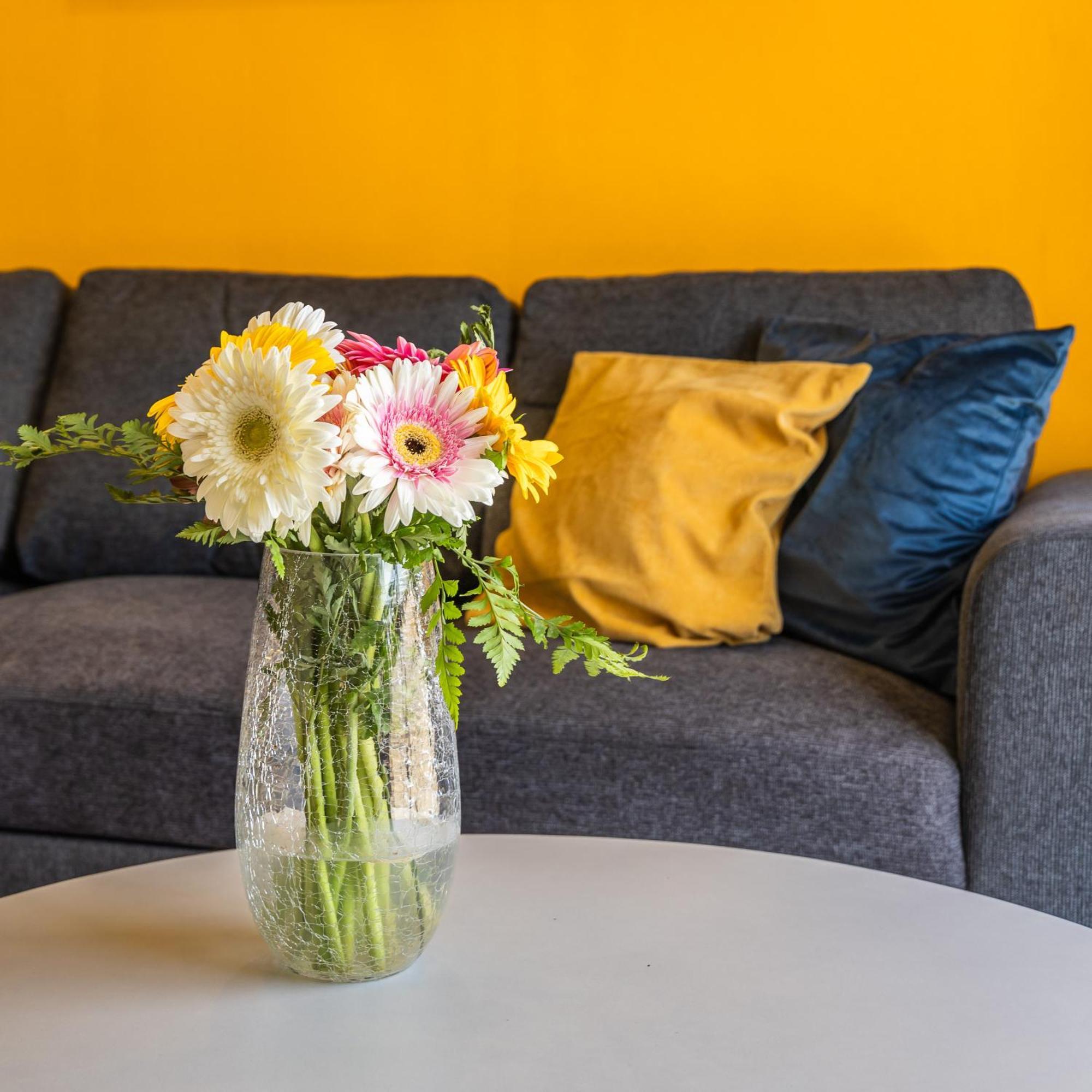 Sleek & Stylish 2Br Accommodation With Large Private Terrace - Close To Saint Julian'S & Tigne Shopping Mall Sliema Zewnętrze zdjęcie